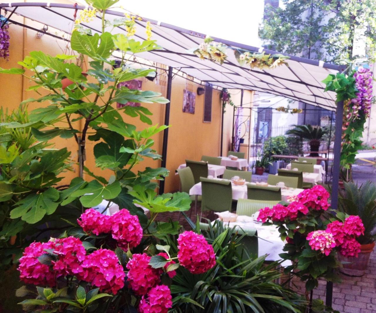 Albergo Natucci Montecatini Terme Bagian luar foto